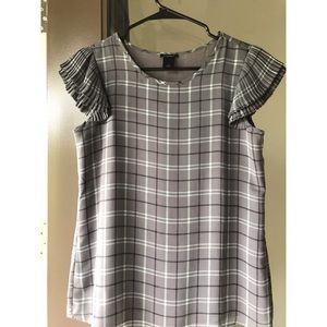 Ann Taylor Grey Checkered-Flounced Sleeve top